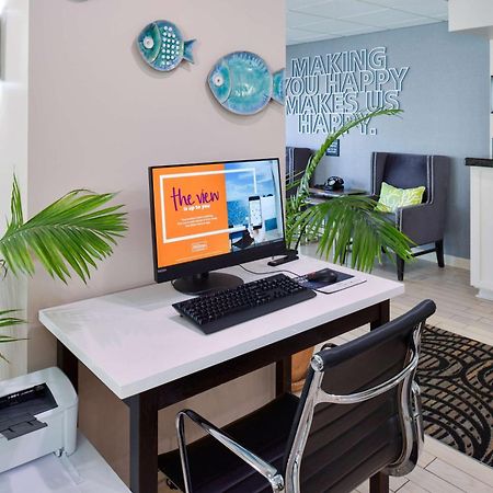 Hampton Inn Vero Beach Outlets Екстериор снимка