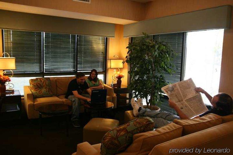 Hampton Inn Vero Beach Outlets Интериор снимка