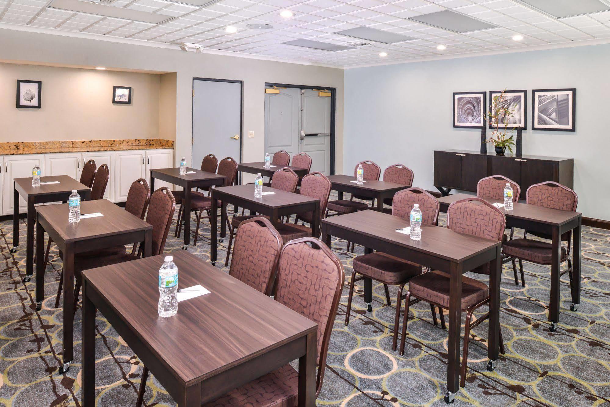 Hampton Inn Vero Beach Outlets Екстериор снимка